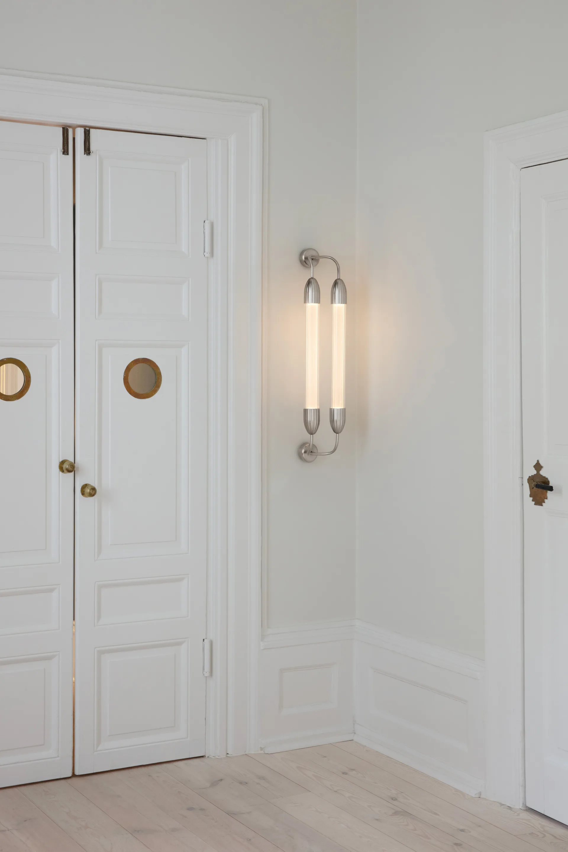 Lemon Squeeze Wall short væglampe, Double polished steel Umage