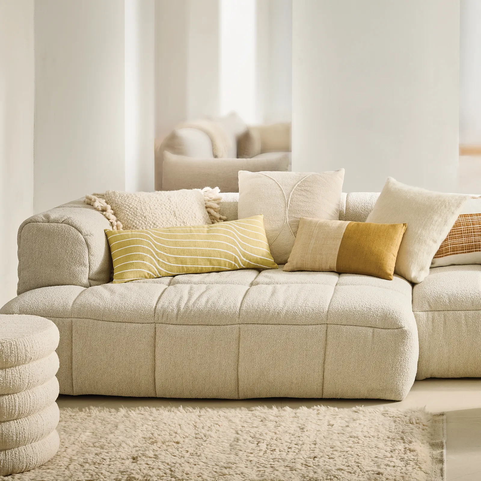 Andria siddepuf Ø39 cm, Offwhite URBAN NATURE CULTURE