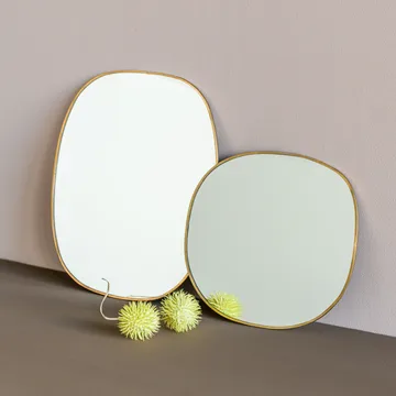 Daily Pretty spejl - M 25,5x27 cm - URBAN NATURE CULTURE