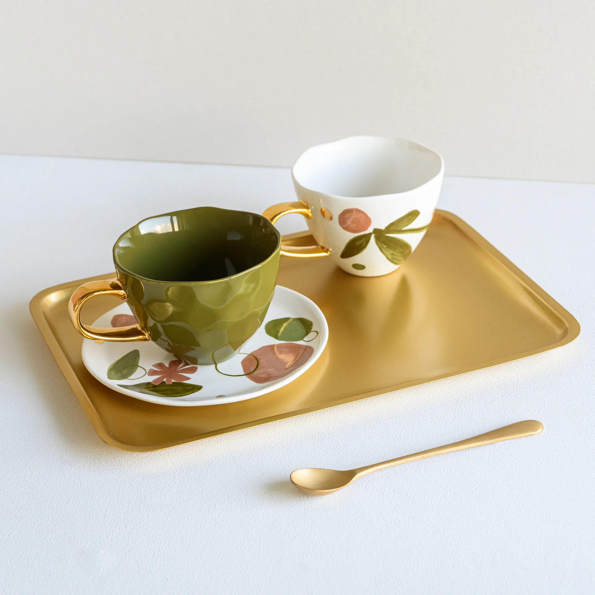 Good Morning krus cappuccino 30 cl hvid, Expressive URBAN NATURE CULTURE