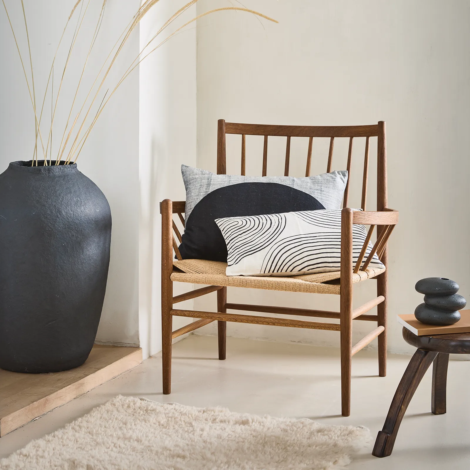 Pebbles lysestage, Sort URBAN NATURE CULTURE