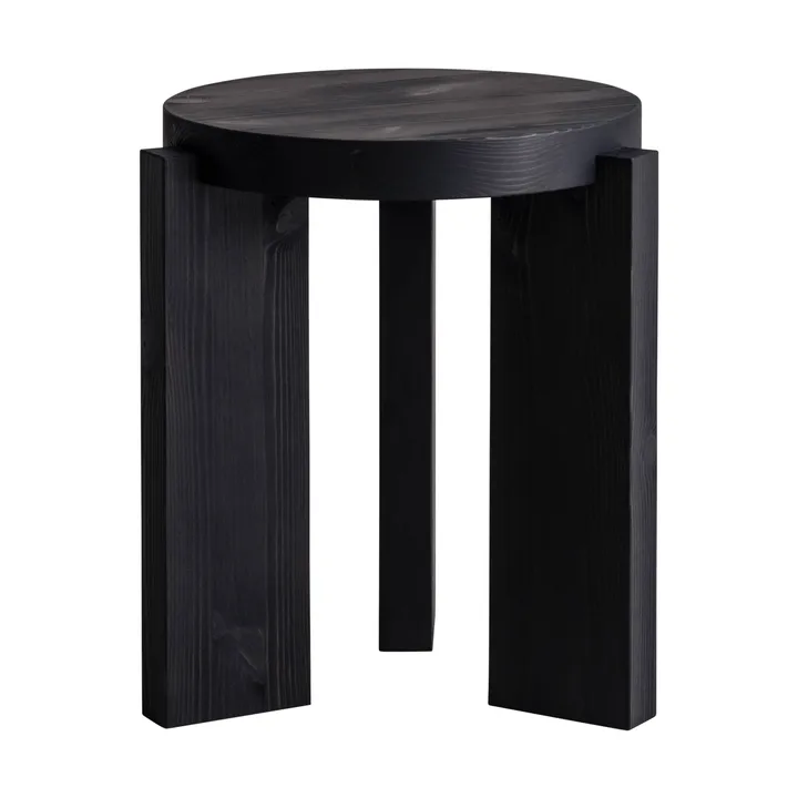 001 Stool rund skammel - Sortbejdset fyrretræ, Ø40x44 cm - Vaarnii