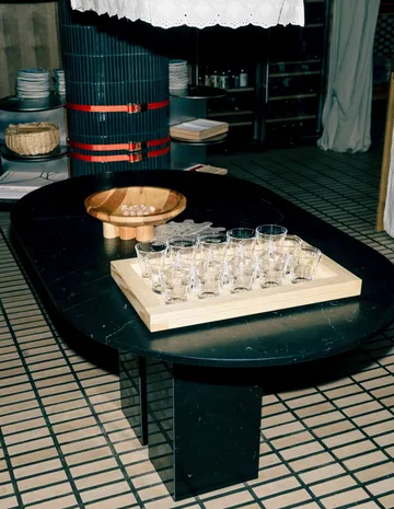 009 Tray bakke - Olievokset fyr, 54x33x6 cm - Vaarnii
