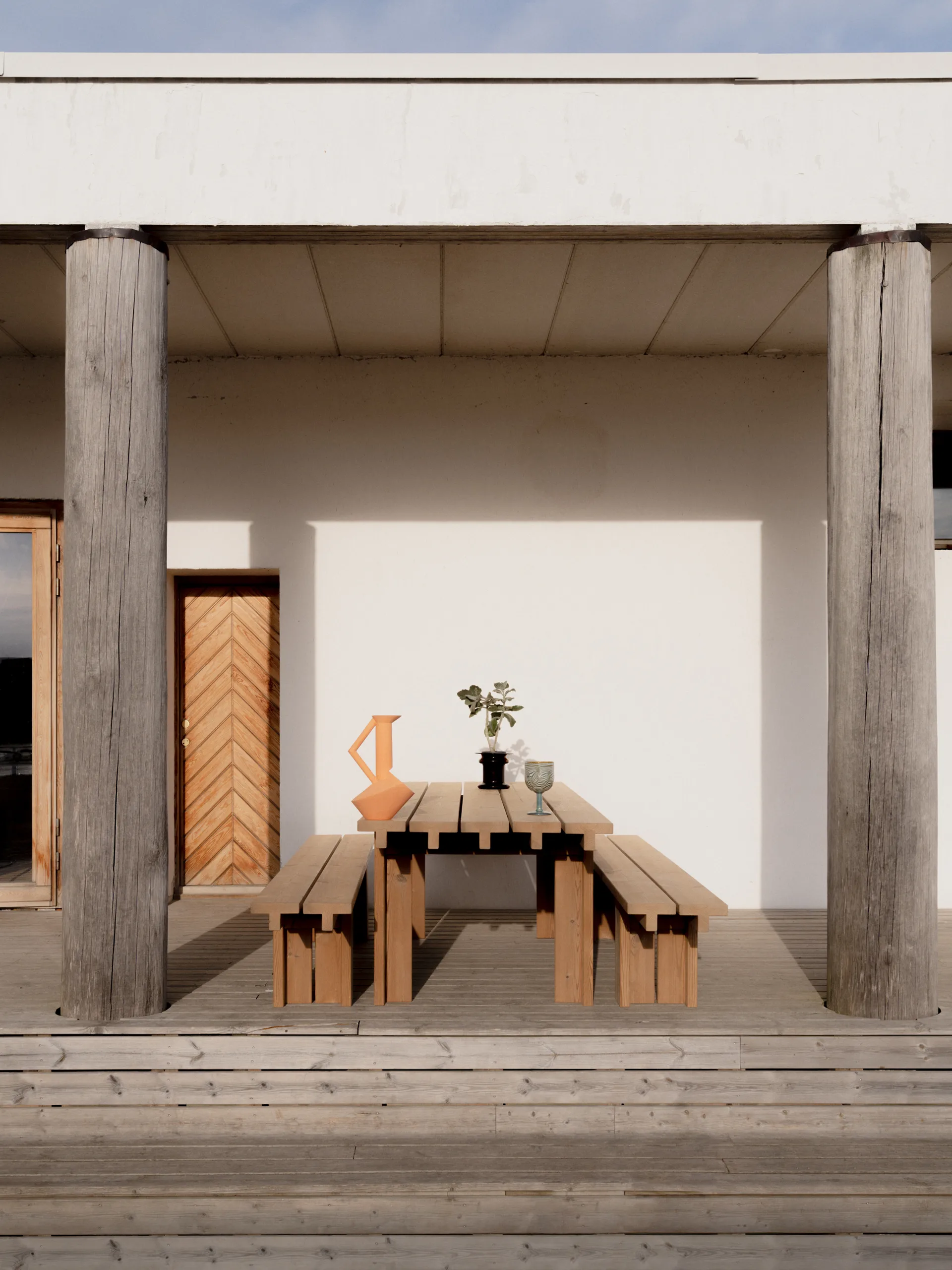 013 Osa Outdoor Bench bænk, Varmebehandlet fyrretræ, 270x37x49 cm Vaarnii