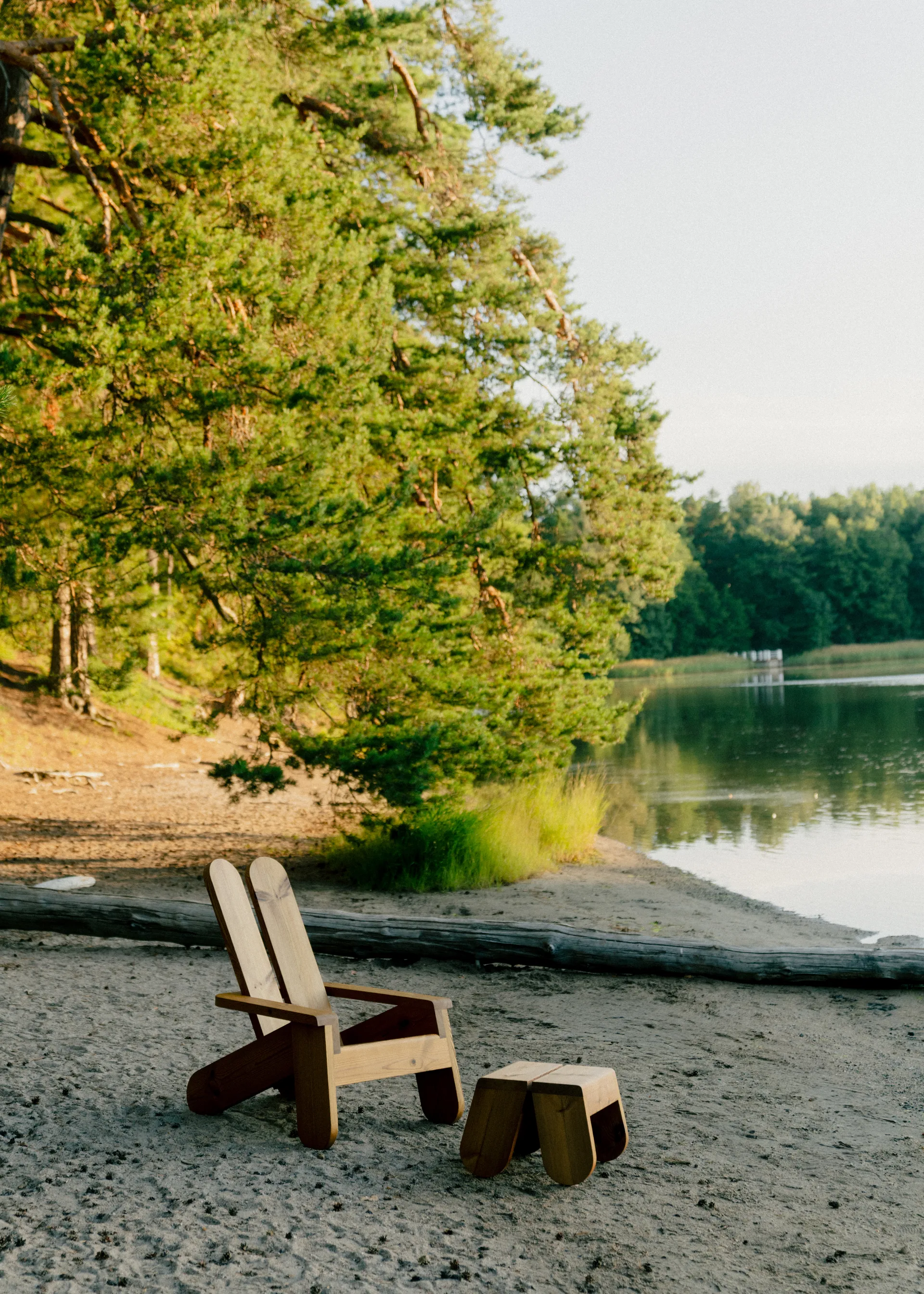 015 Peace Outdoor Foot Stool fodskammel, Varmebehandlet fyrretræ Vaarnii