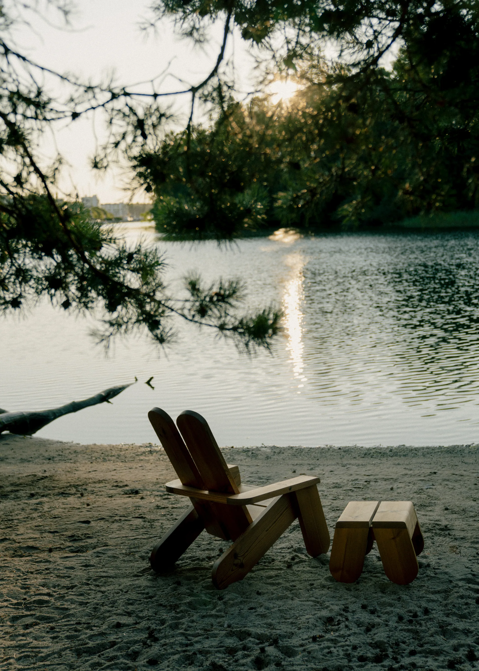 015 Peace Outdoor Lounge Chair loungestol, Varmebehandlet fyrretræ Vaarnii