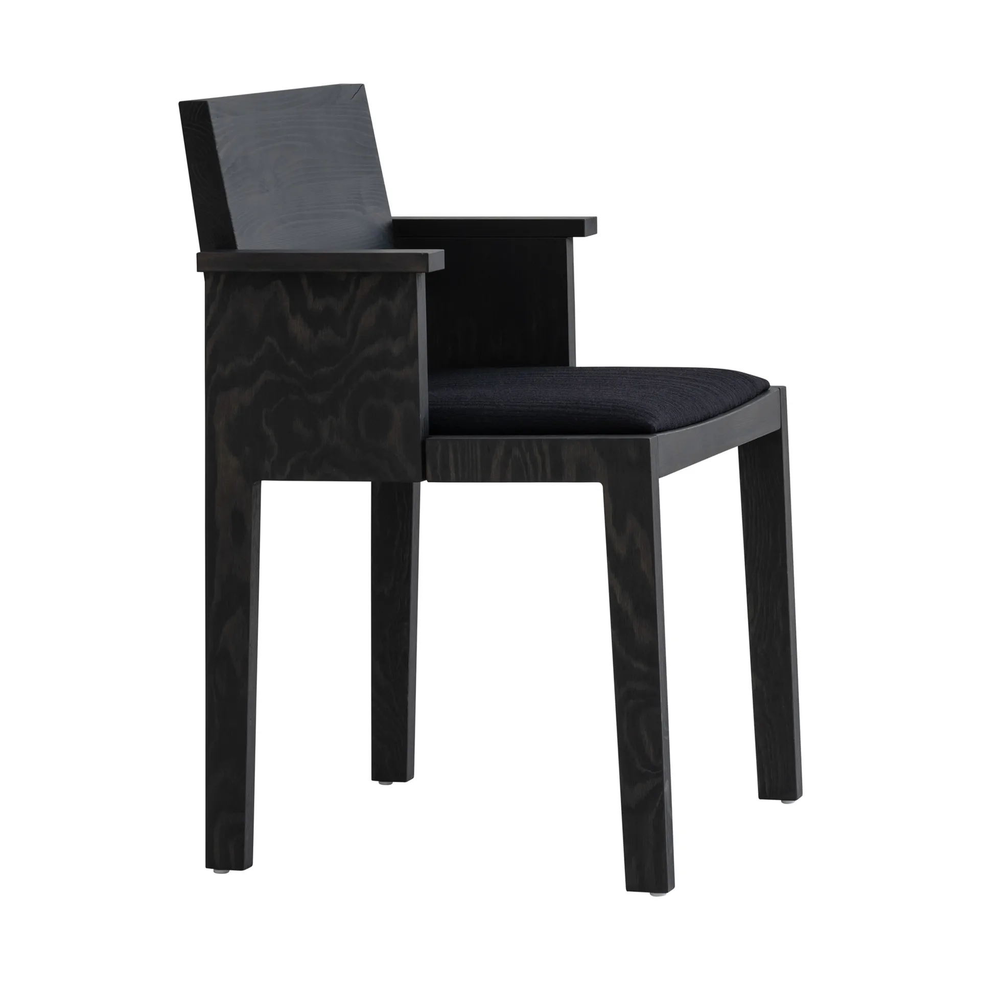 016 Maasto Dining Armchair armstol, Sortbejdset fyrretræ, polstret sæde sort Vaarnii