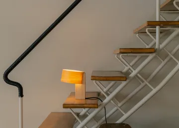 018 Hoop Table Lamp bordlampe - Mat olievokset fyrretræ, 34 cm - Vaarnii