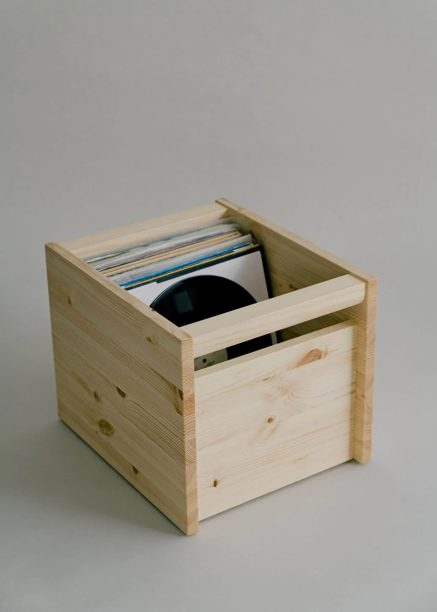 020 Koppa Crate opbevaringskasse, Olievokset fyr, large 38x43x36 cm Vaarnii