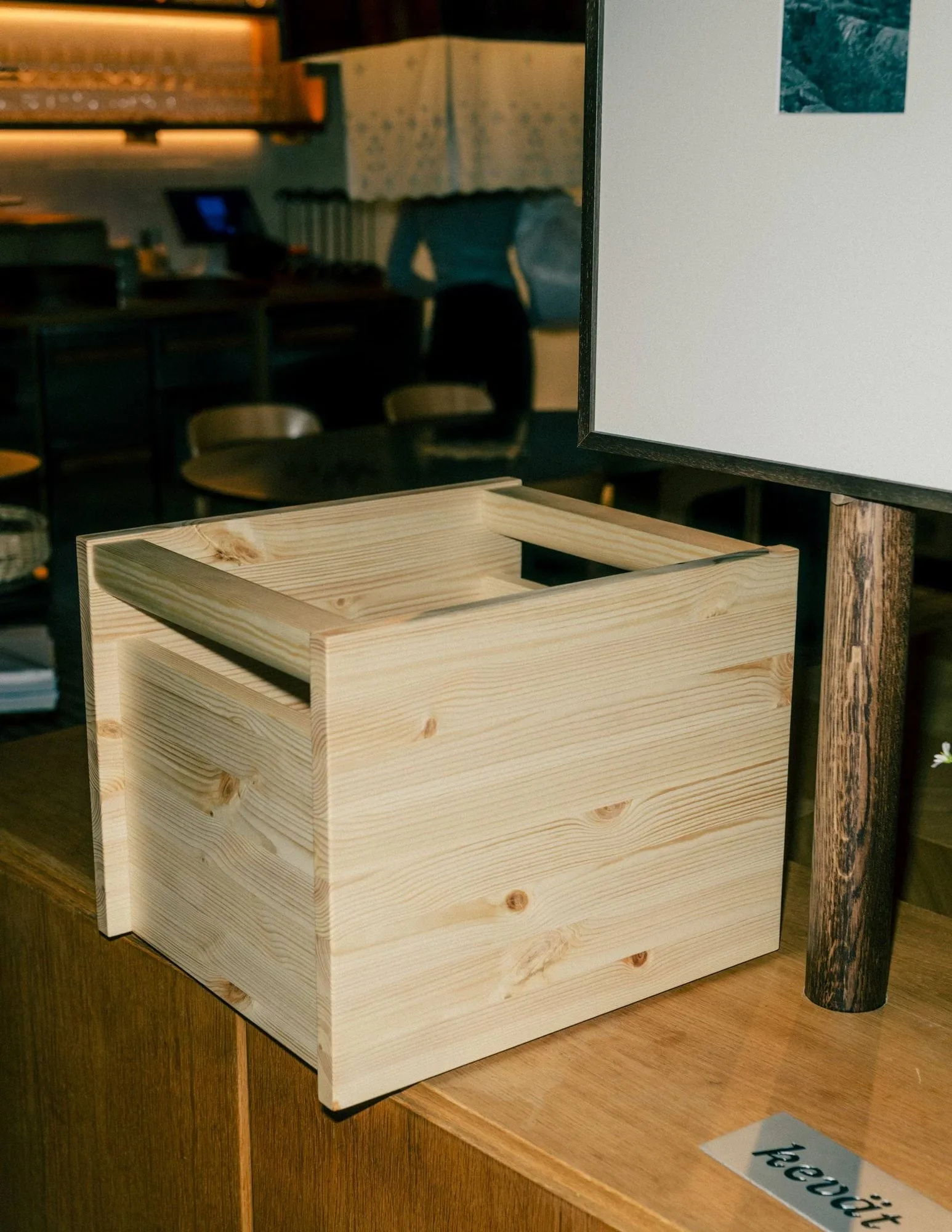 020 Koppa Crate opbevaringskasse, Olievokset fyr, large 38x43x36 cm Vaarnii