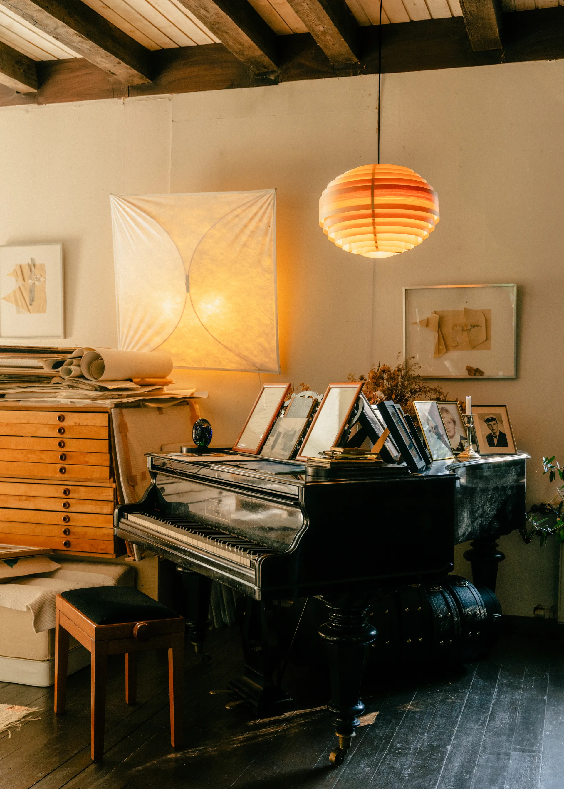 1002 Hans Pendant pendel, Mat olievokset fyrretræ, Ø46 cm Vaarnii