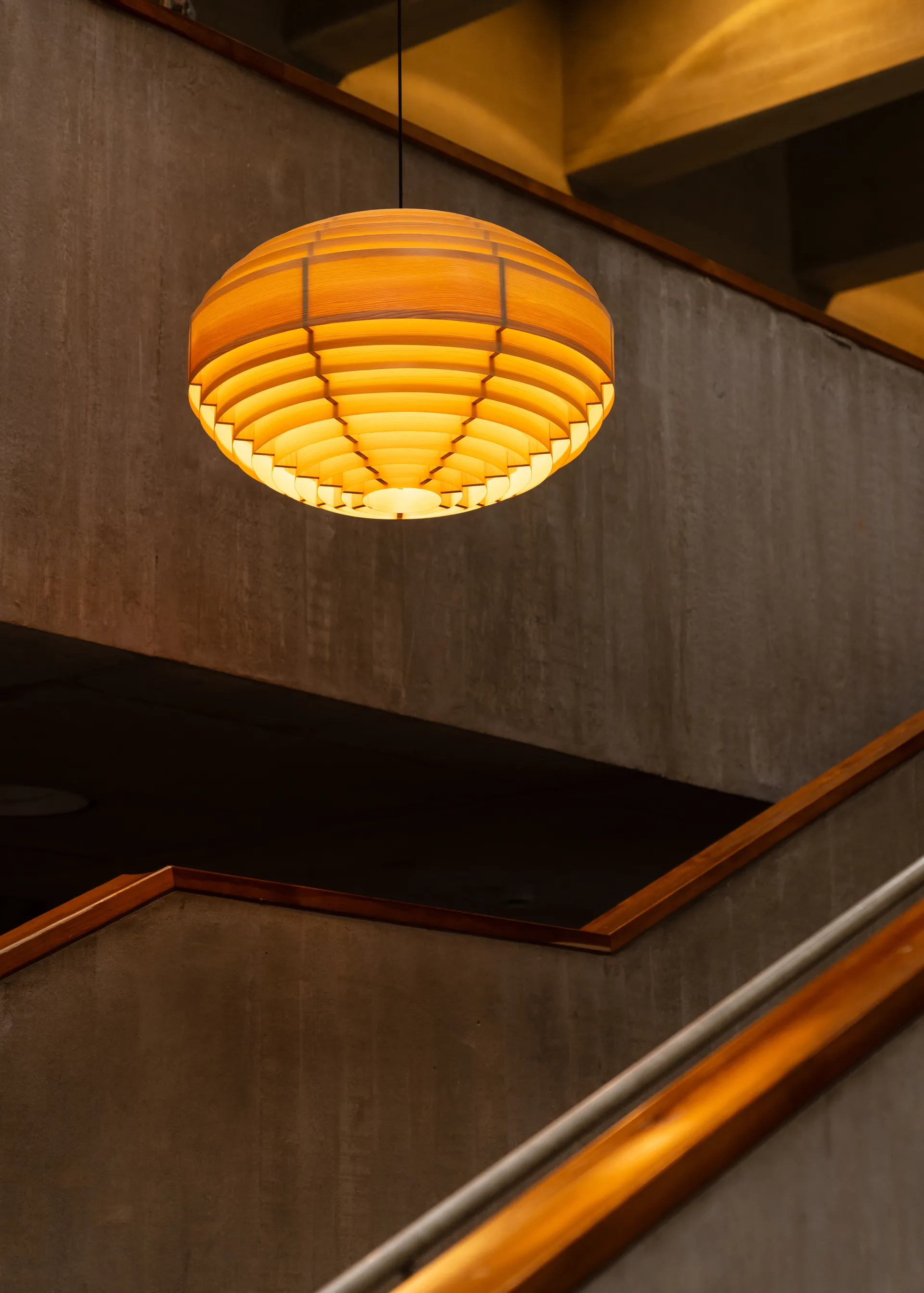 1002 Hans Pendant pendel, Mat olievokset fyrretræ, XL Ø70 cm Vaarnii