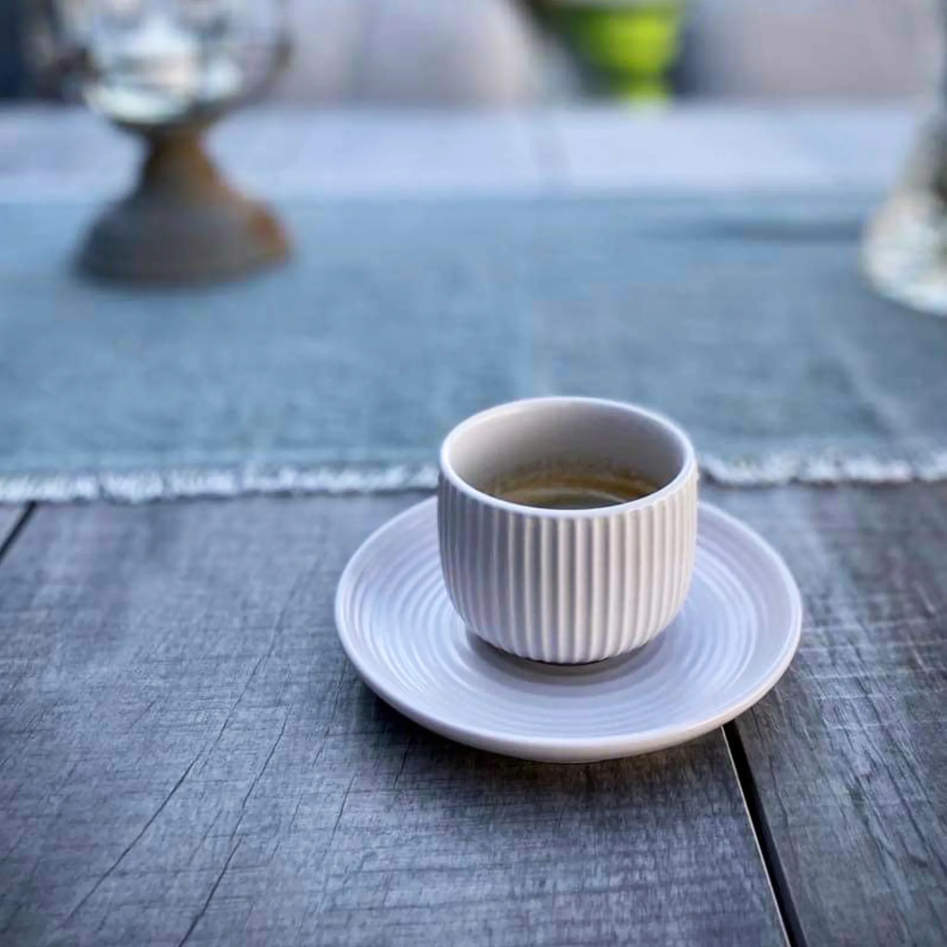 Duga espressokop med underkop 4-pak, Hvid, sandgrå, antracit, sort Vargen & Thor