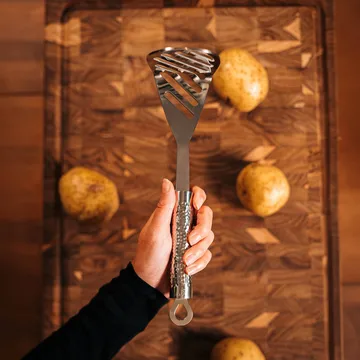 Frost kartoffelpresser - Rustfrit stål, 28 cm - Vargen & Thor