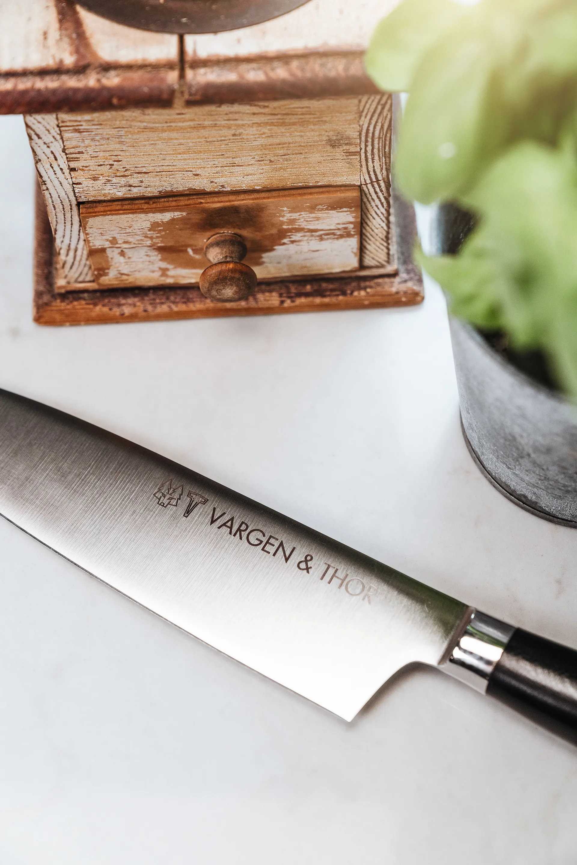 Vargavinter kokkkekniv 20 cm, Roy X Vargen & Thor