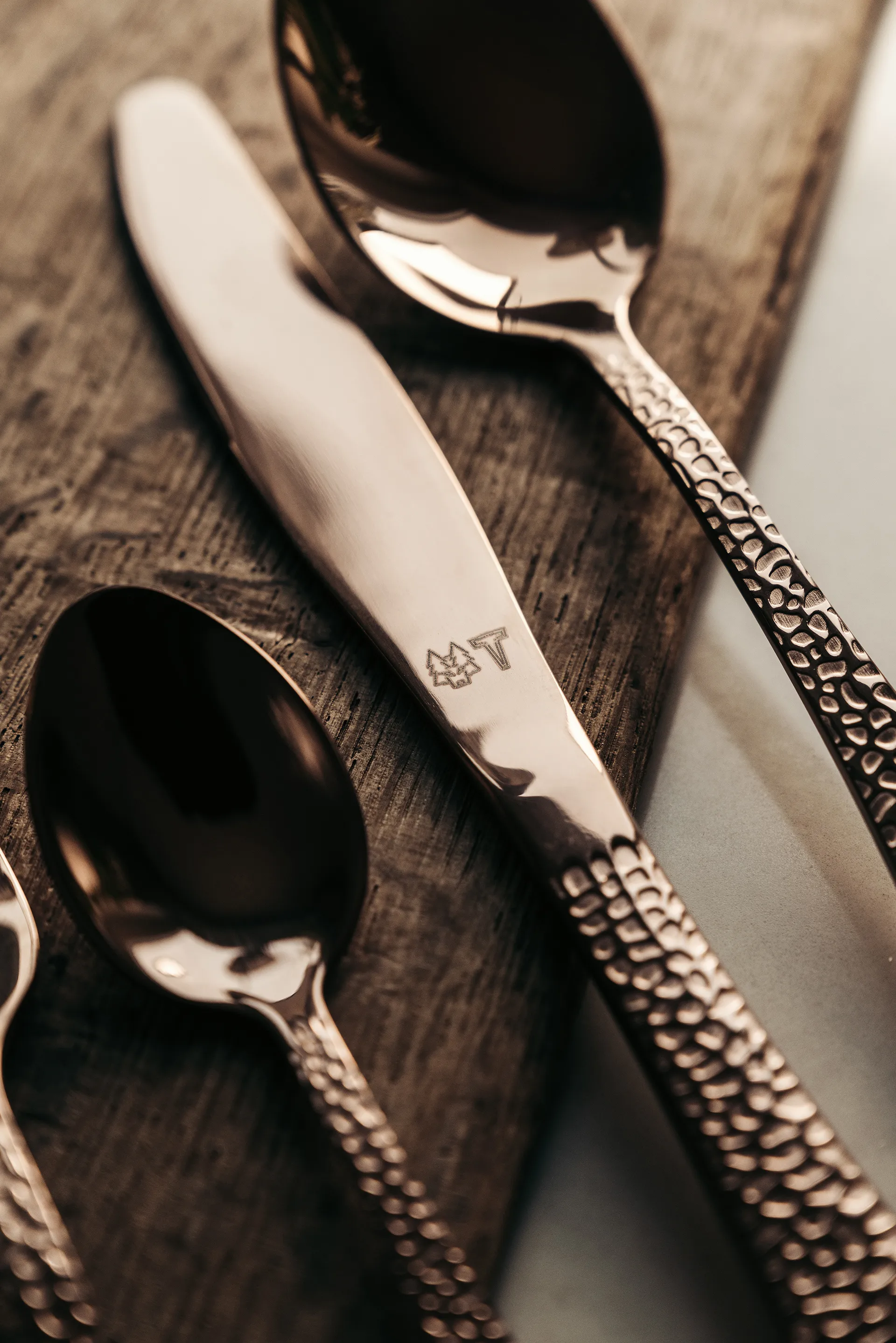 Vargen & Thor bestiksæt 16 dele, Fenix, kobber Vargen & Thor