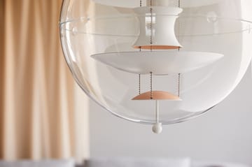 VP Globe Warm Peach loftslampe - Ø40 cm - Verpan