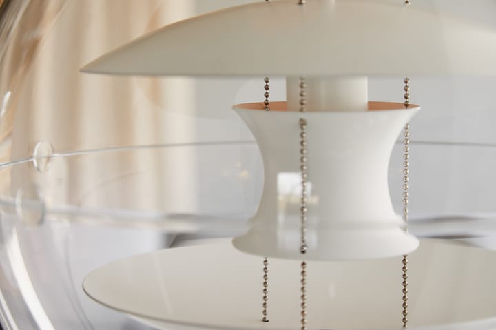 VP Globe Warm Peach loftslampe, Ø40 cm Verpan
