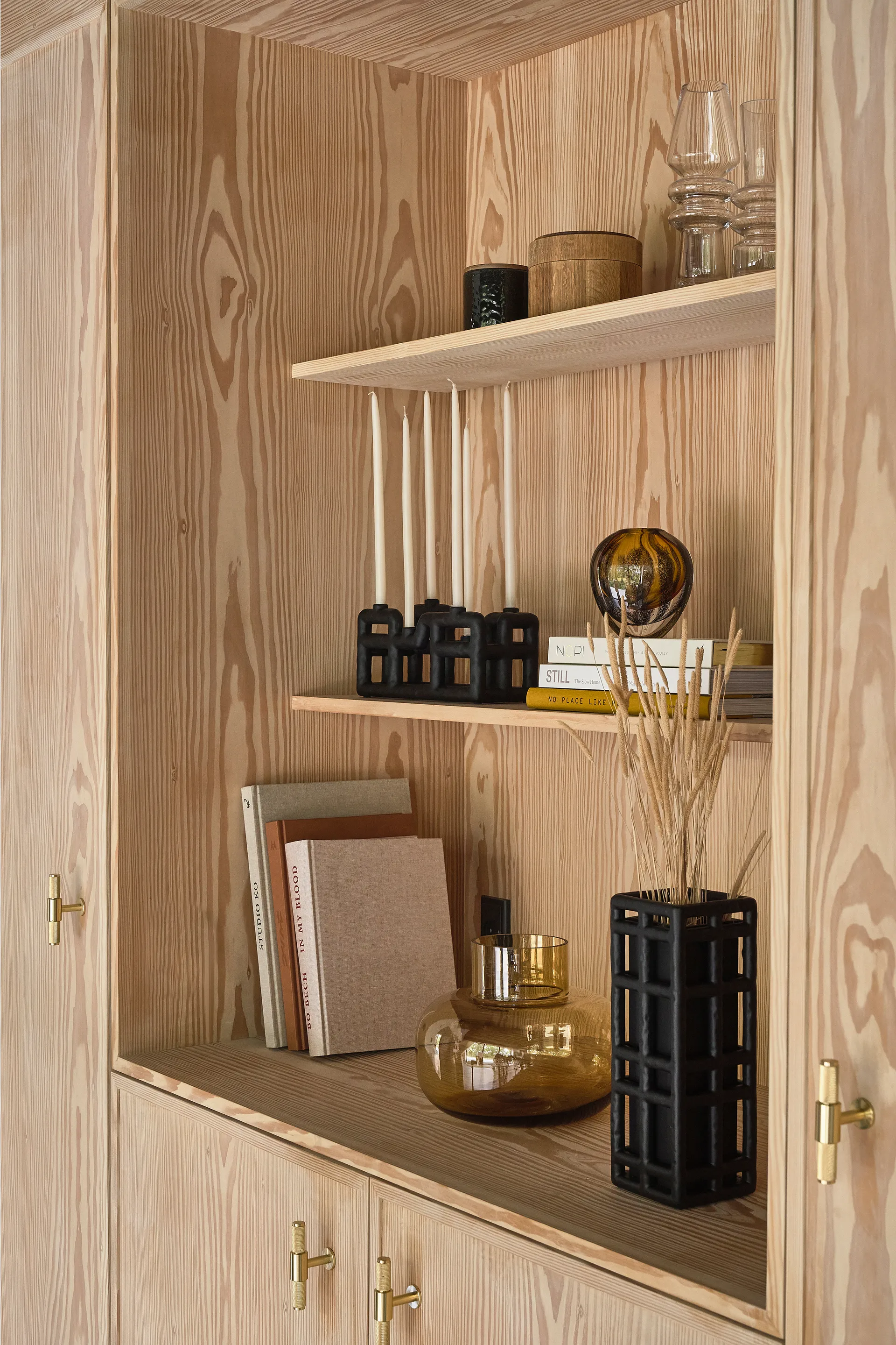 Lyst lysestage 6 lys, Sort Villa Collection