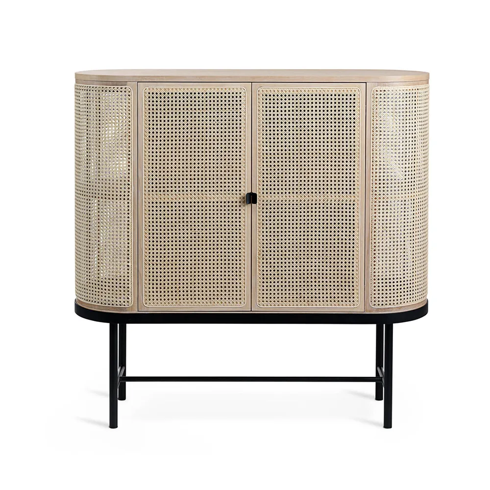 Be My Guest sideboard, rattan, hvidolieret eg, sort stålstel Warm Nordic