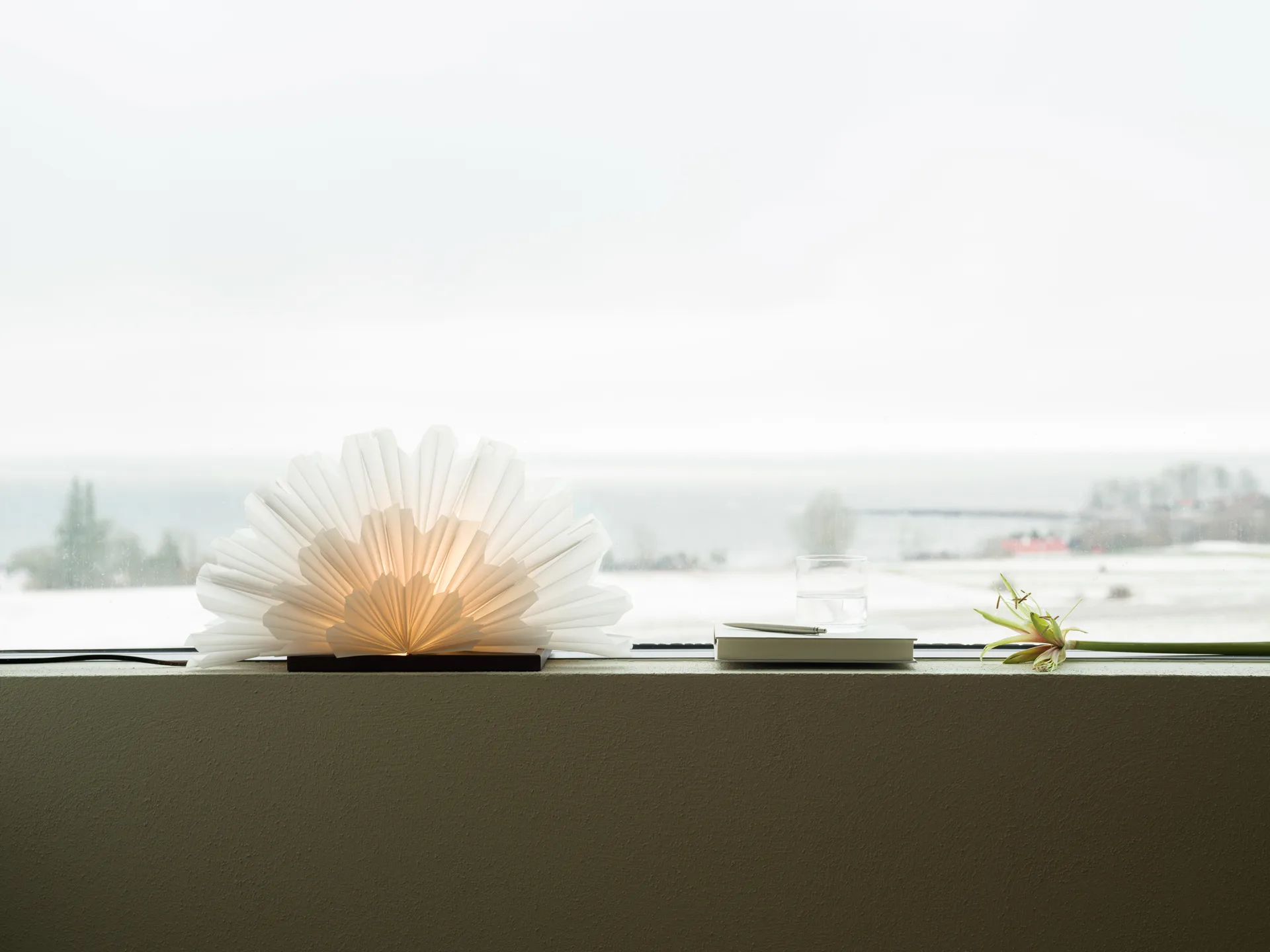 Mezza Snöblomma bordstjerne, White-coffee Watt & Veke