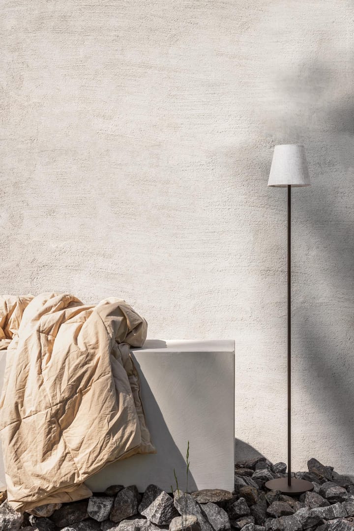 Tyra floor bærbar gulvlampe Ø14 cm, Coffee Watt & Veke
