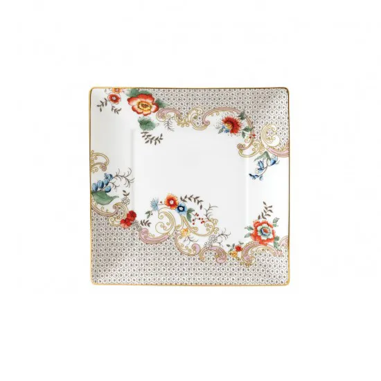 Wonderlust fad, rococo flowers Wedgwood
