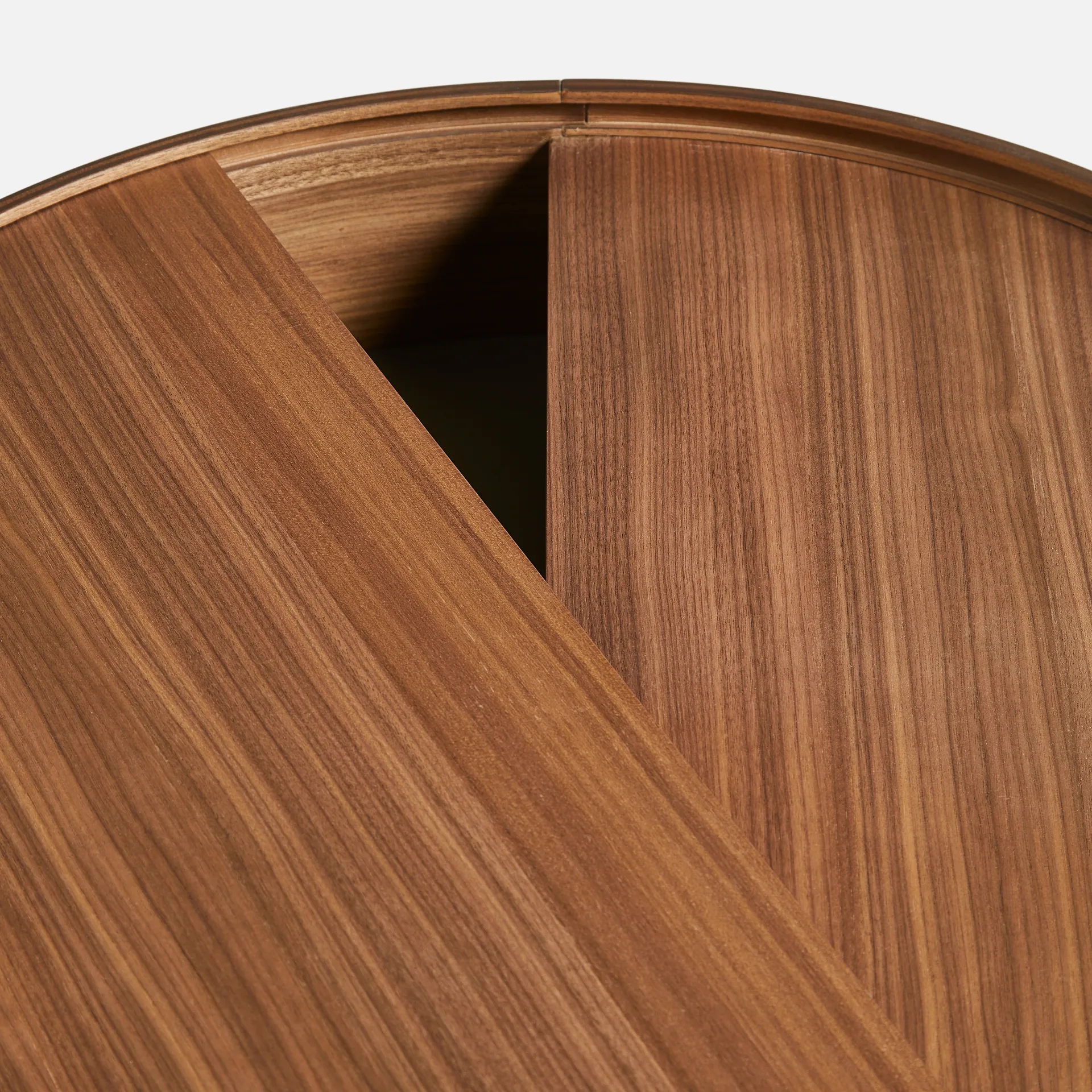 Arc sofabord Ø66 cm, Valnød Woud