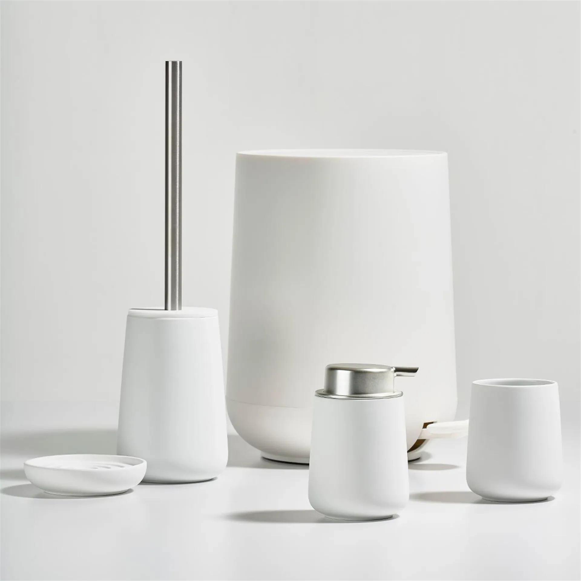 Nova toiletbørste, hvid Zone Denmark