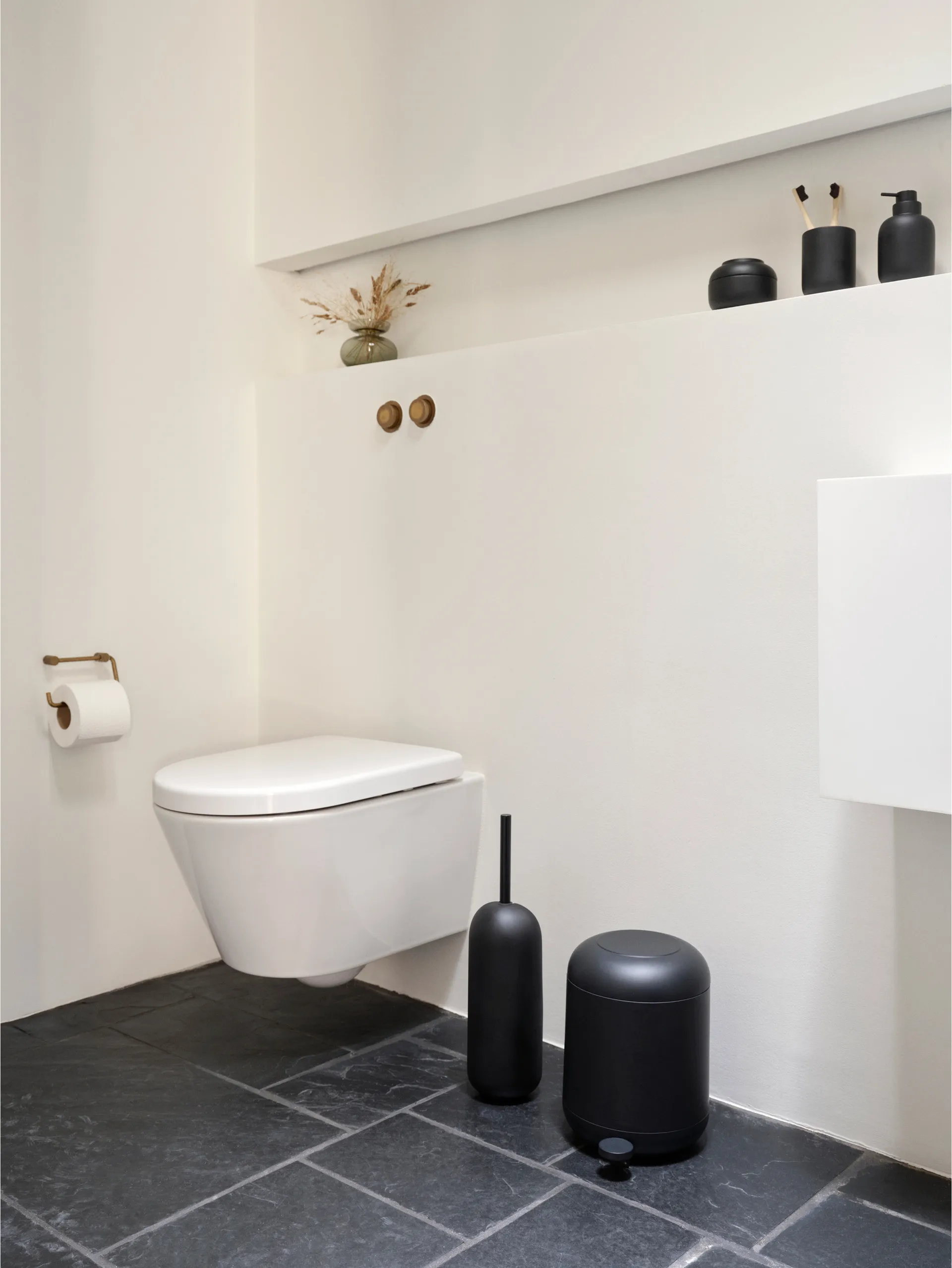 Sensu toiletbørste Ø11,8x41 cm, Black Zone Denmark