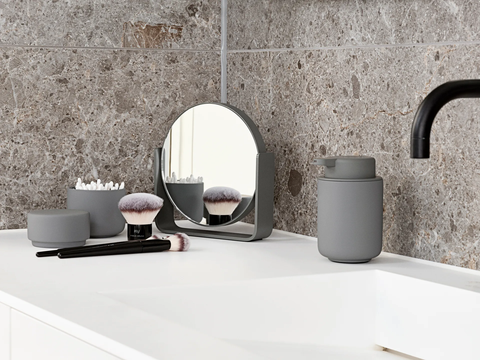 Ume bordspejl med 5x forstørrelse 19x19,5 cm, Grey Zone Denmark