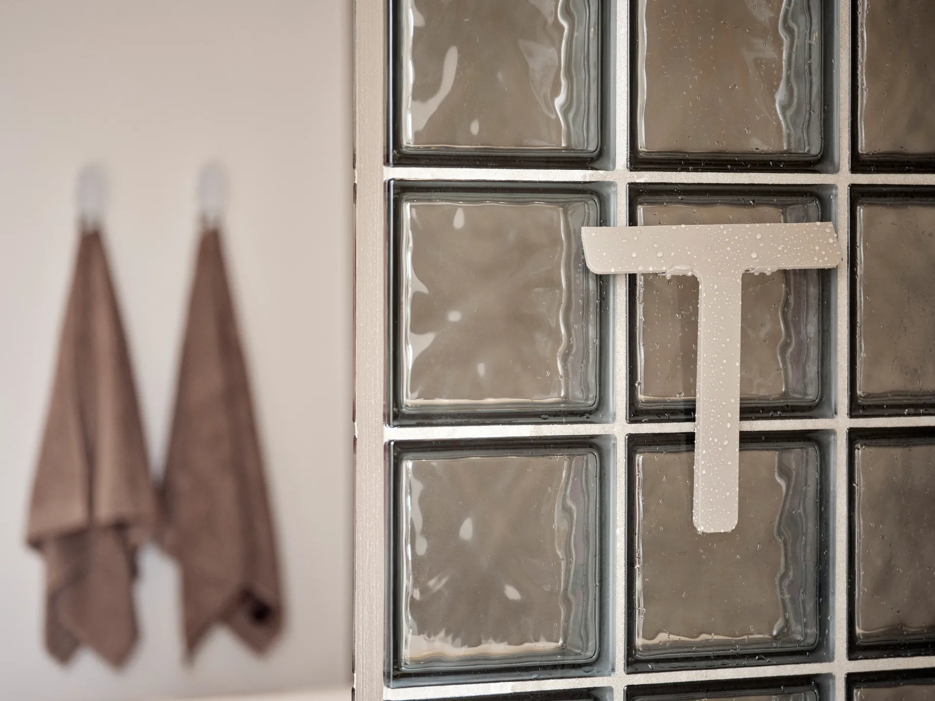 Ume skraber med holder, Taupe Zone Denmark