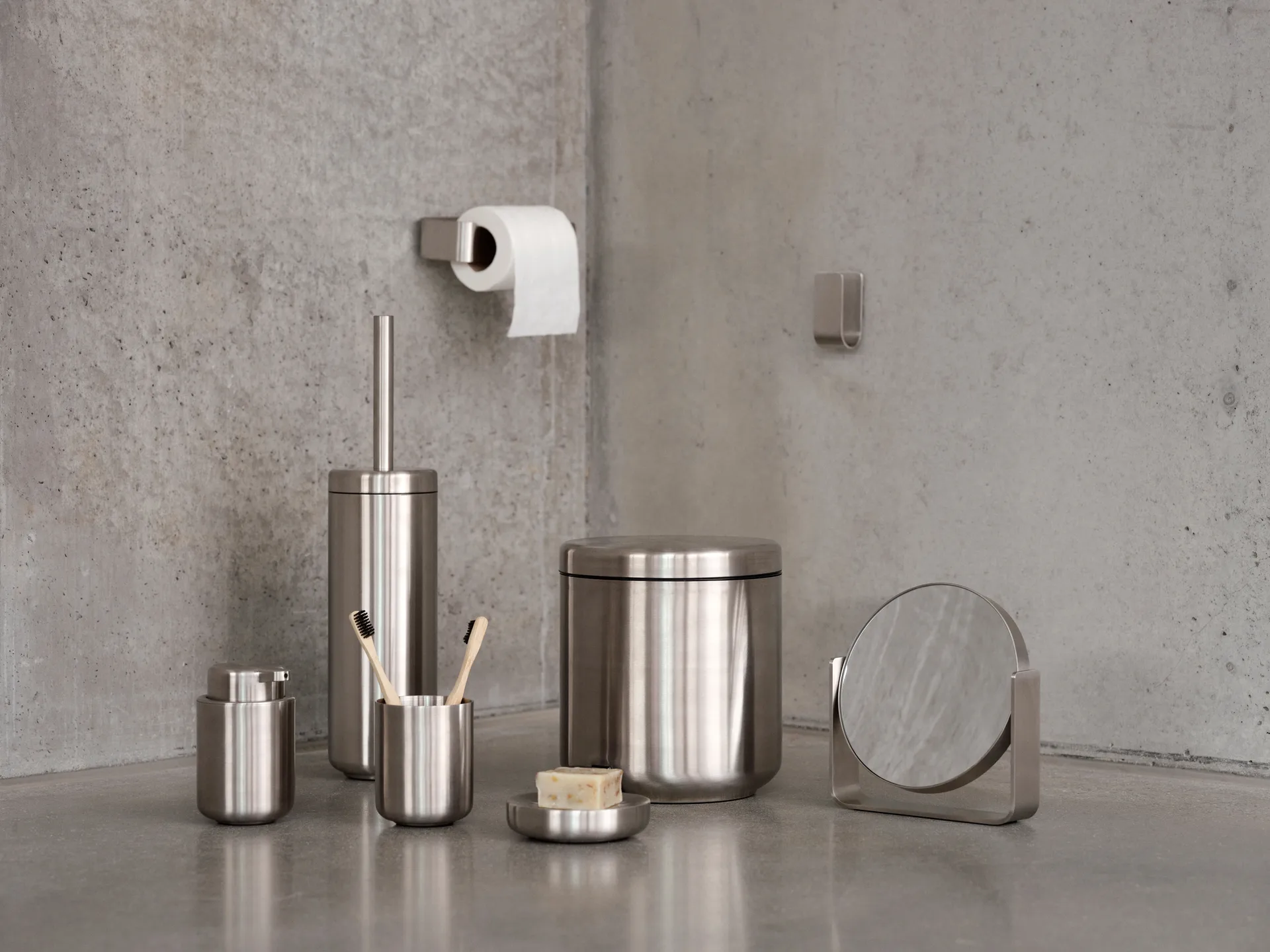 Ume toiletpapirholder, Stål Zone Denmark