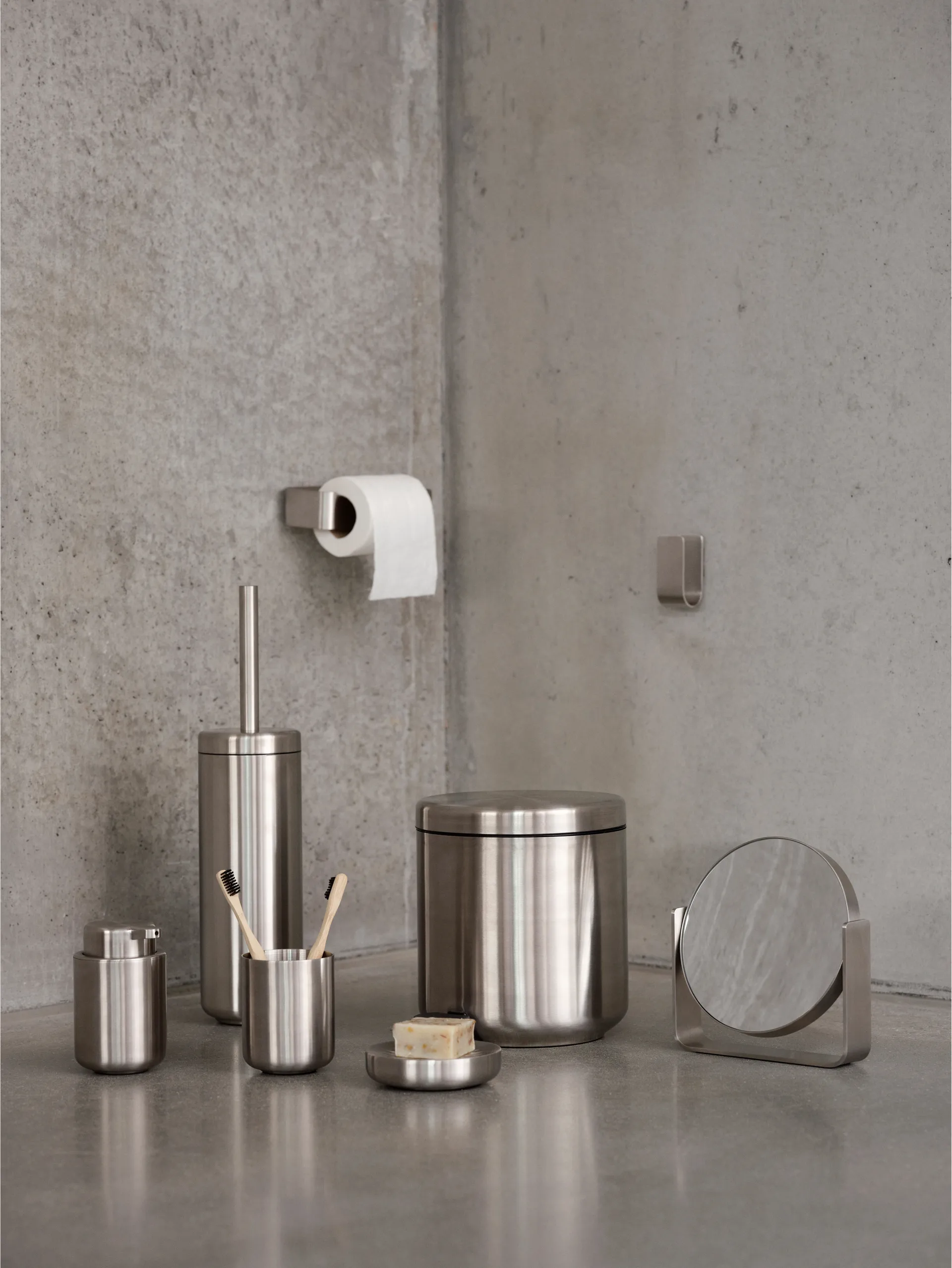 Ume toiletpapirholder, Stål Zone Denmark