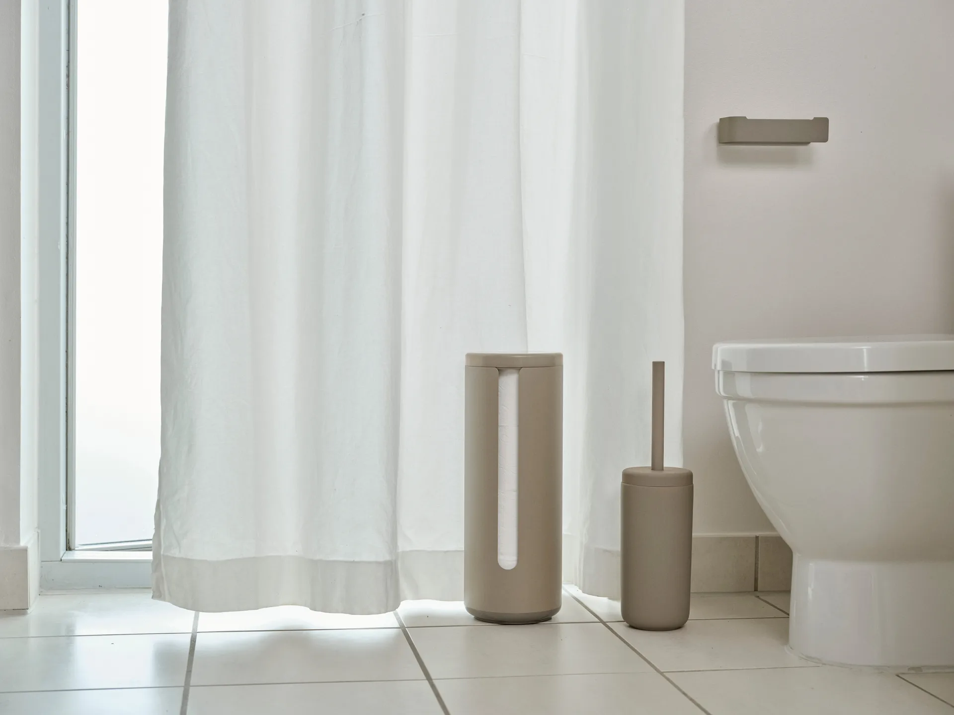 Ume toiletpapirholder, Taupe Zone Denmark