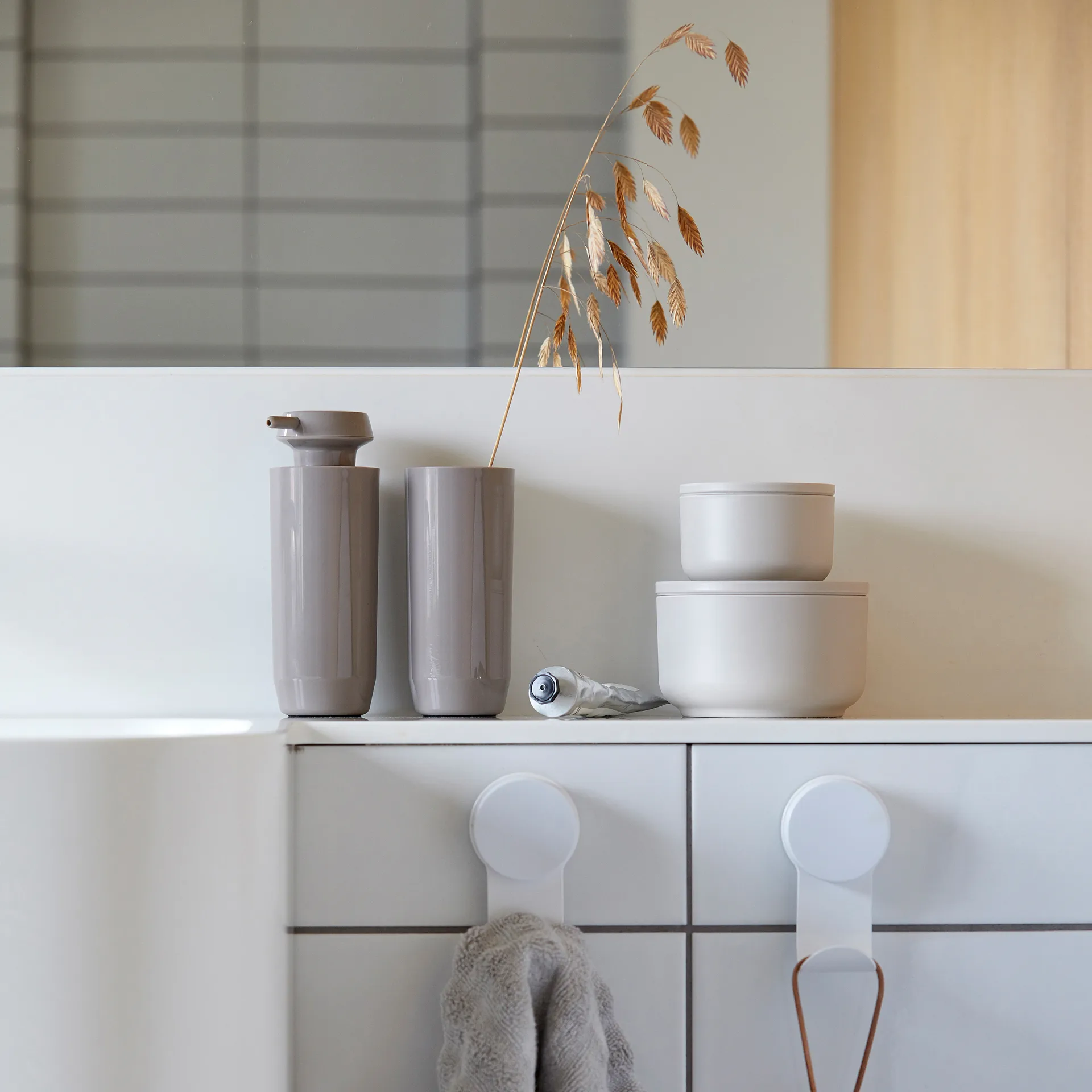 Zone Suii tandkrus 14 cm, Taupe Zone Denmark