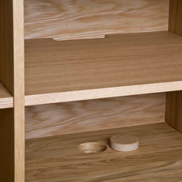 Moodi 180 sideboard - orange/hvid, stel i eg - Zweed