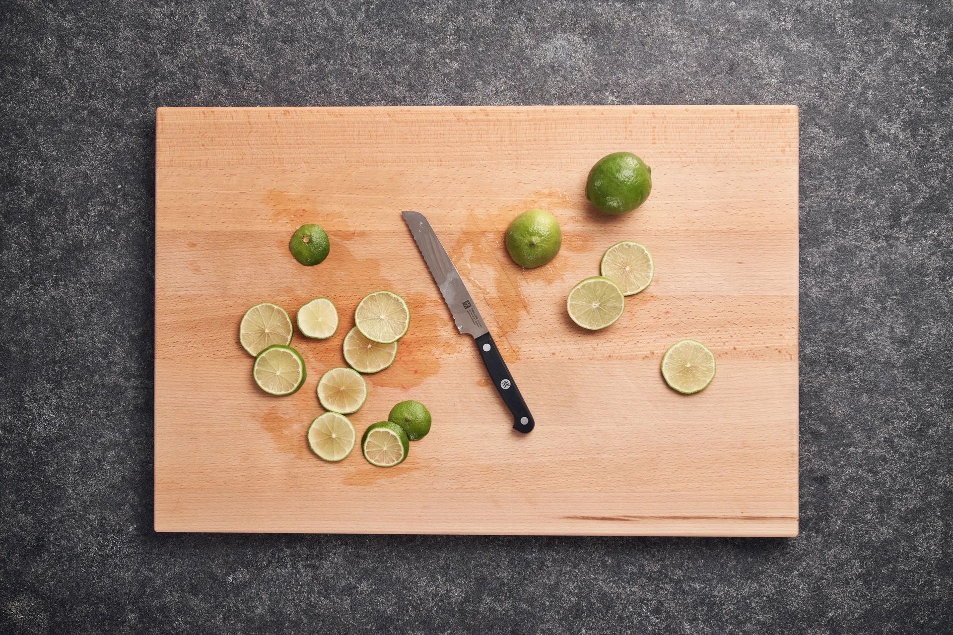 Zwilling Gourmet tandet universalkniv 13 cm, Sort-rustfrit stål Zwilling