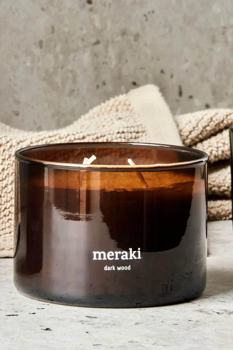 Duftlyset fra Meraki spreder ikke kun en hyggelig atmosfære, men også en behagelig duft, hvilket gør det til en god gave til fars dag.