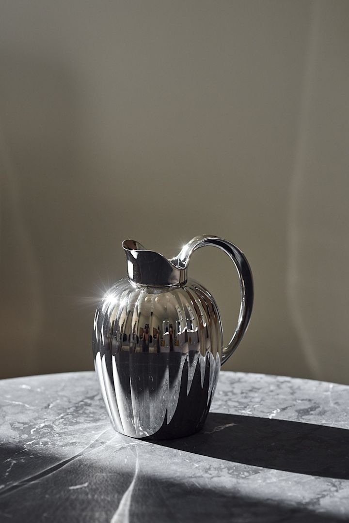 Bernadotte termokanden eller kanden fra Georg Jensen er den perfekte gave i tidløst design til enhver lejlighed. 