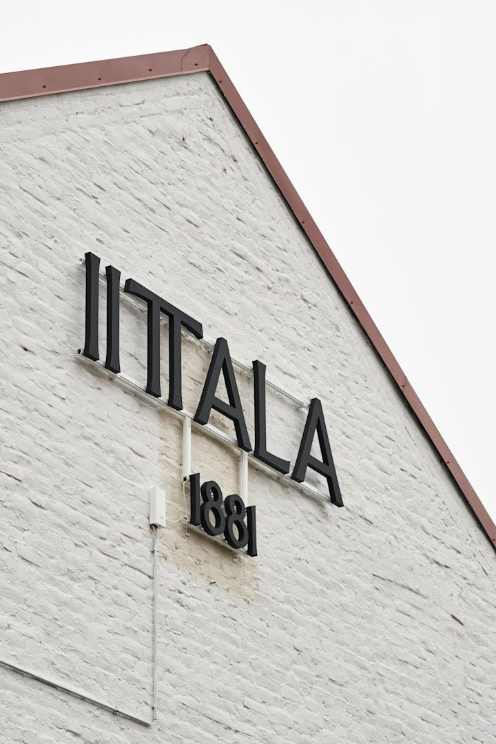 Ydersiden af Iittalas glasfabrik i Finland.