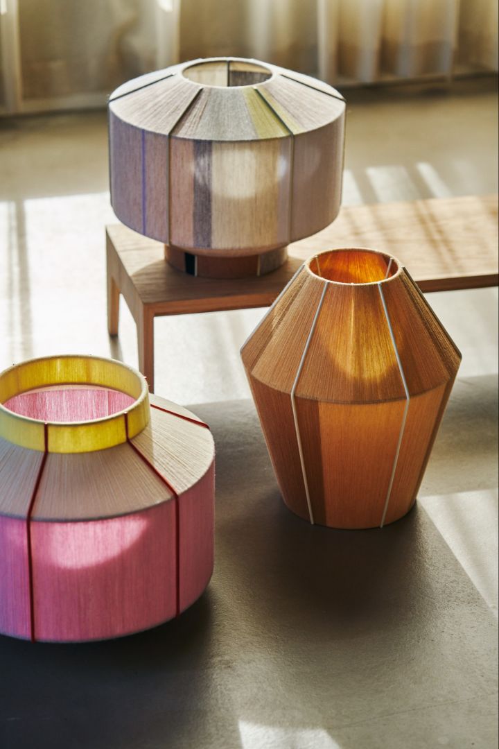 En samling af Bonbon lampeskærmene i alle farver og formerne fra HAY.